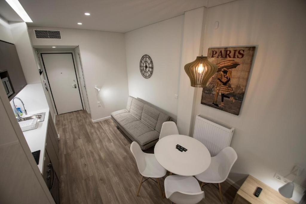 Ornament Suites, Nilie Hospitality Mgmt Thessaloniki Exterior foto